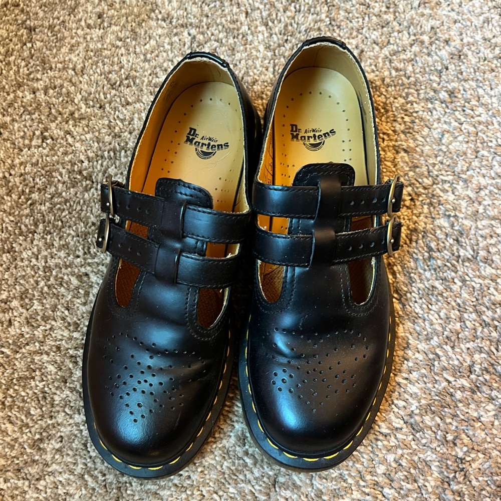 Dr. Martens Mary Jane Leather 8065 Shoes